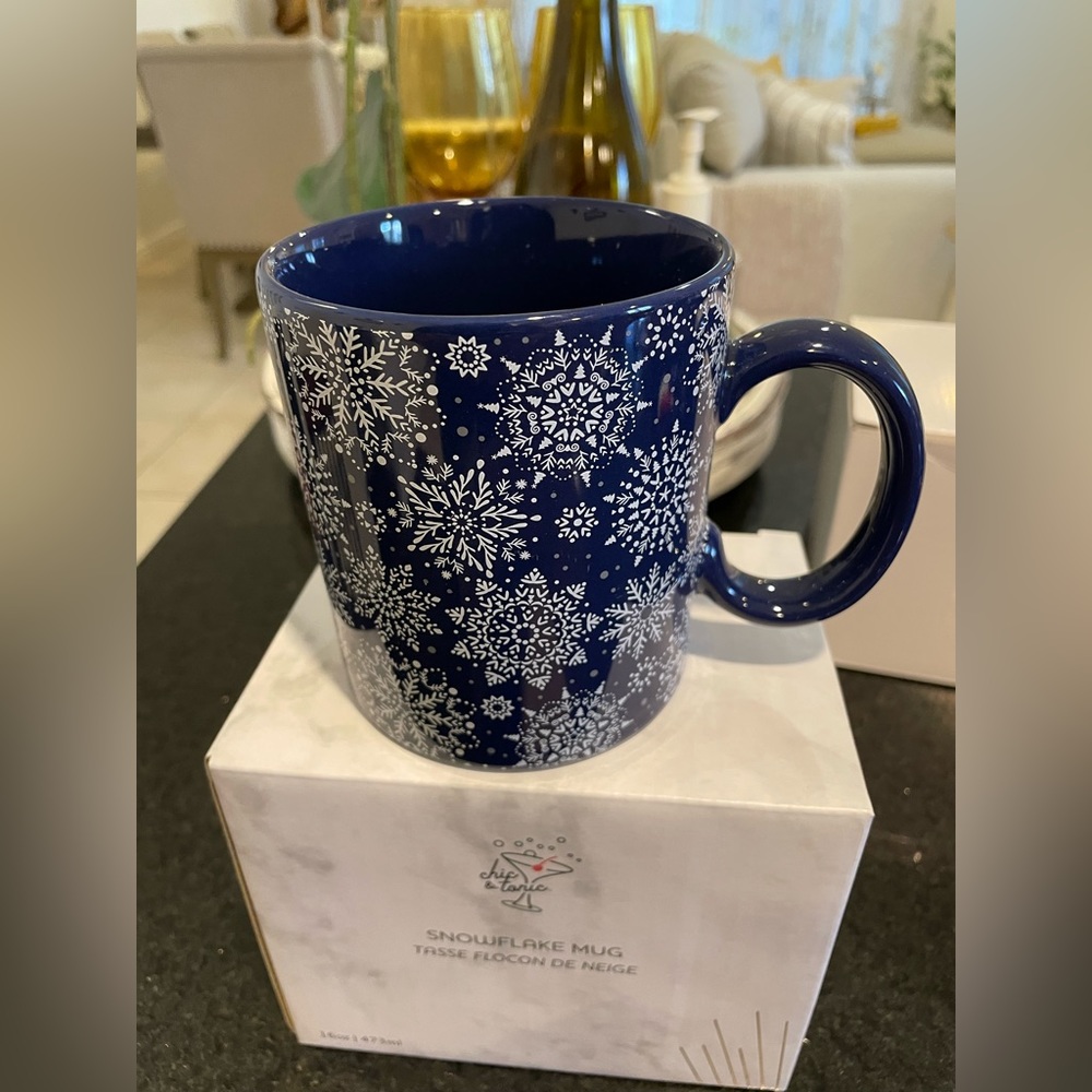 Chic & Tonic Snowflake Mug